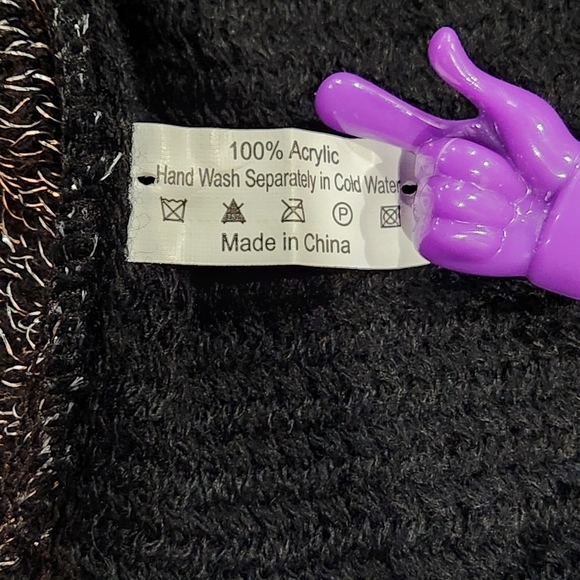 Womens Black And Metallic Knit Fringe Tassel Soft Poncho Cape Wrap Pullover - Picture 7 of 7